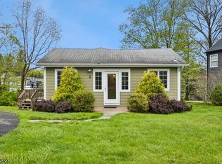 2 Aster Ter, Mendham Boro, NJ 07945