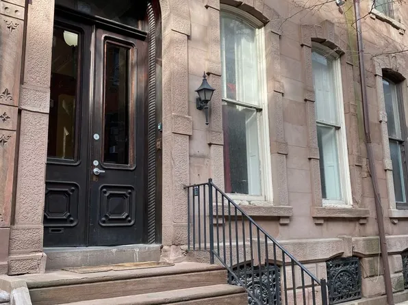 2021 Spruce, 2021 Spruce St APT 4F, Philadelphia, PA 19103