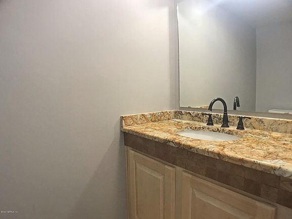 5th image of 7909 Los Robles Ct #7909