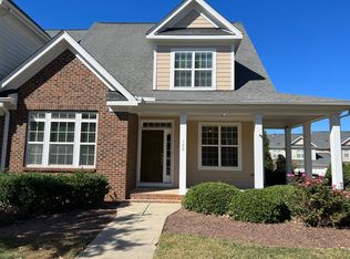 128 Pascalis Pl, Holly Springs, NC 27540