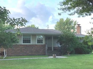 1188 Corregidor Rd, Dixon, IL 61310