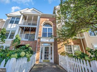 12004 Amber Ridge Cir #B-101, Germantown, MD 20876