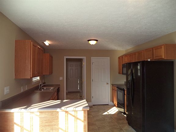 5th image of 3829 Hillside Terrace Ln