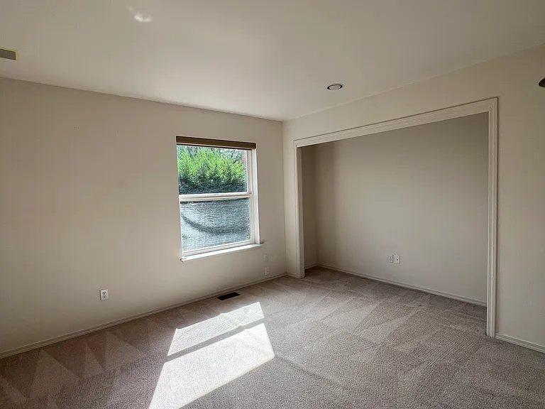 7607 NE 125th St — Photo 23