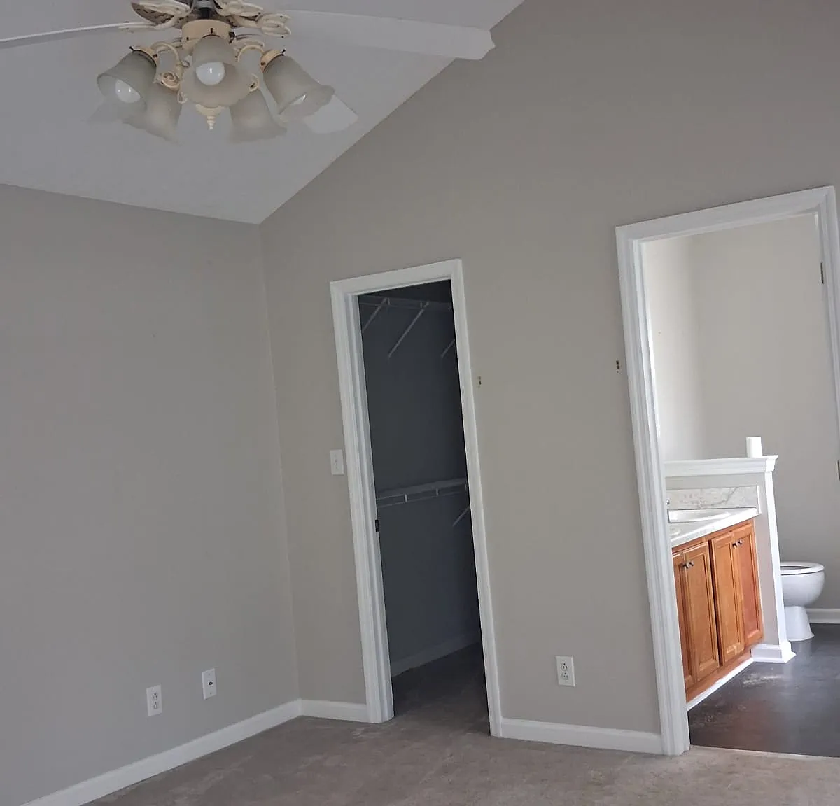3 bed, 1444 sqft, $2,100 — Photo 2
