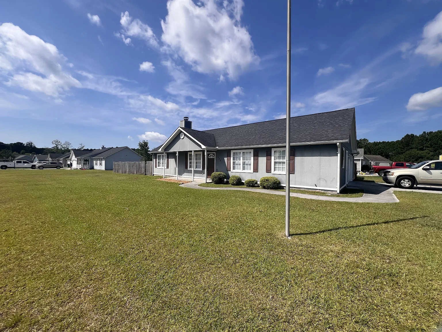 105 Foxtrail Drive (Hubert) - 1 — Photo 1