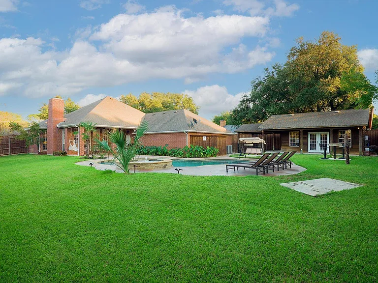 913 Tipton Rd — Photo 56