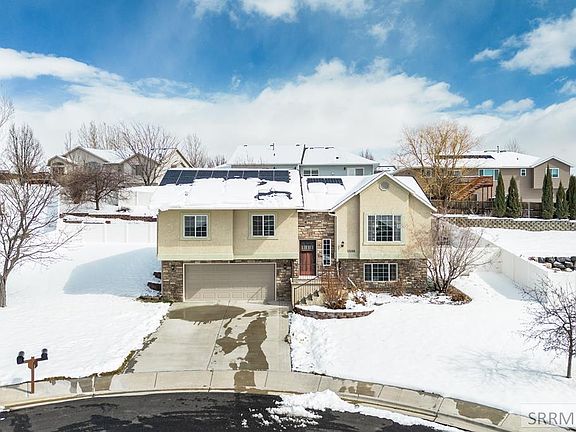 3rd image of 1588 Spaulding Ln