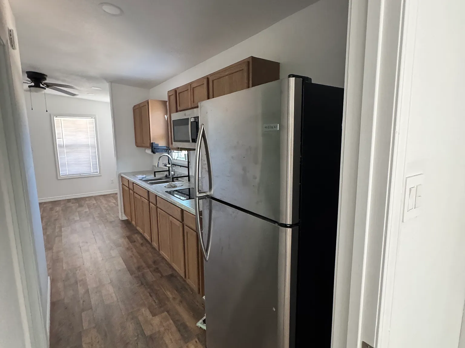 1 bed, 700 sqft, $1,400 — Photo 2