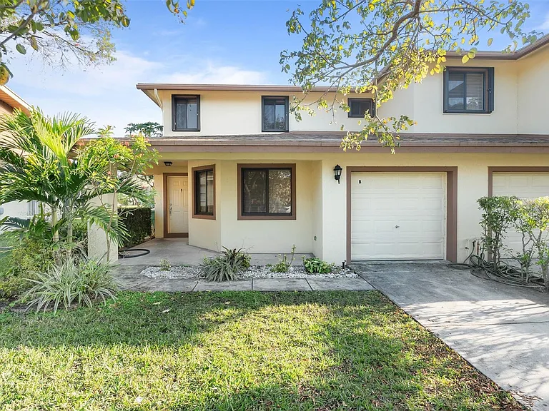 6094 Live Oak Ct #B — Photo 24