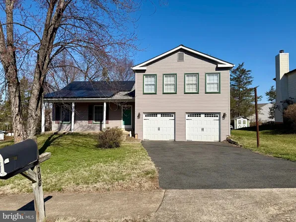 306 Lounsbury Ct NE, Leesburg, VA 20176