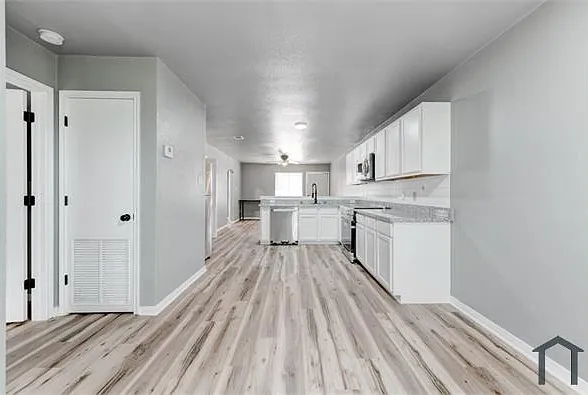 2321 Terrace Dr #D — Photo 14