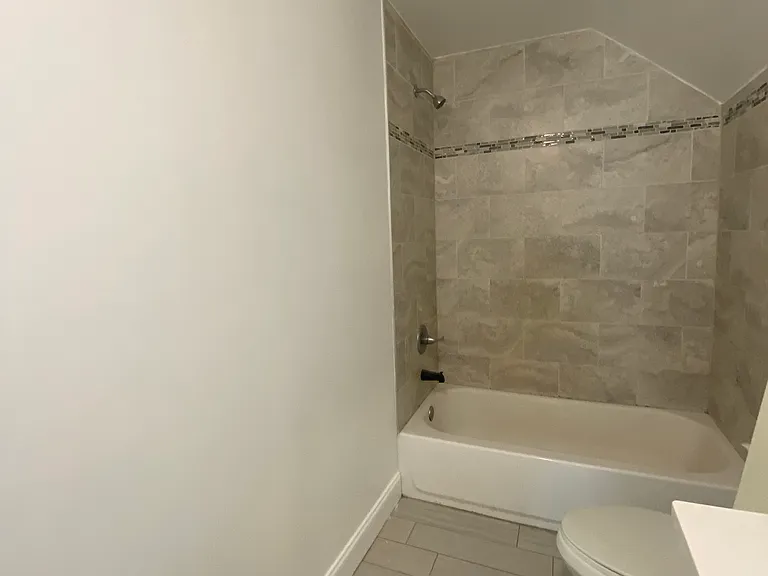 334 Bond St #2 — Photo 21