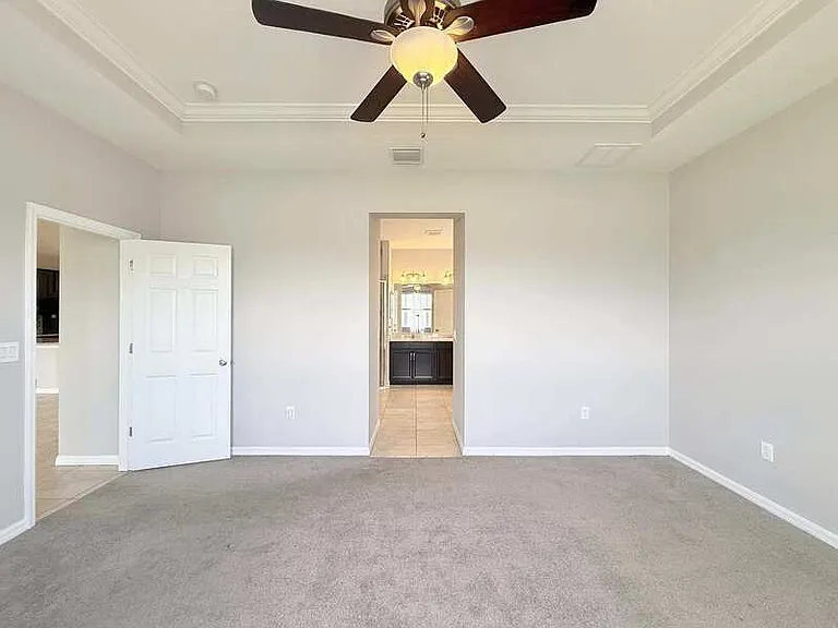 8222 Willow Beach Dr — Photo 16