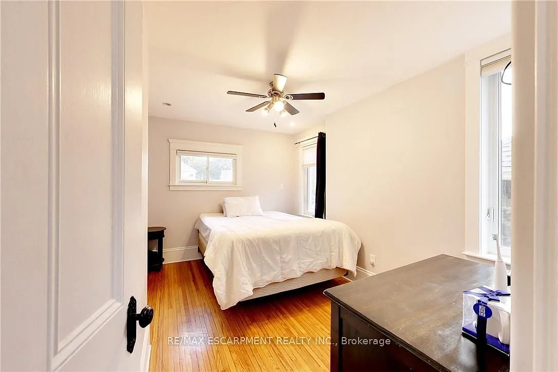 1 bed, $1,595 — Photo 3
