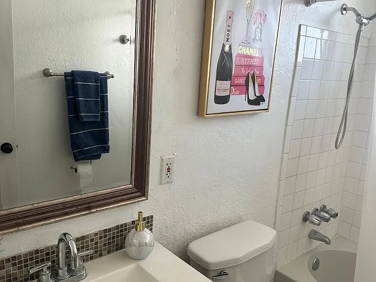 1111 E Turney Ave #18 — Photo 10