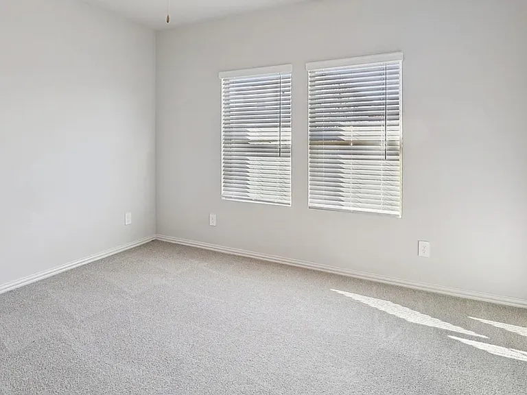 1122 Old Stead Dr — Photo 16