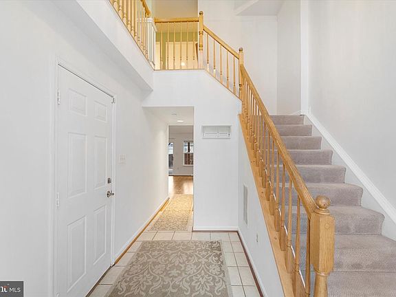 5th image of 9222 Acer Ln