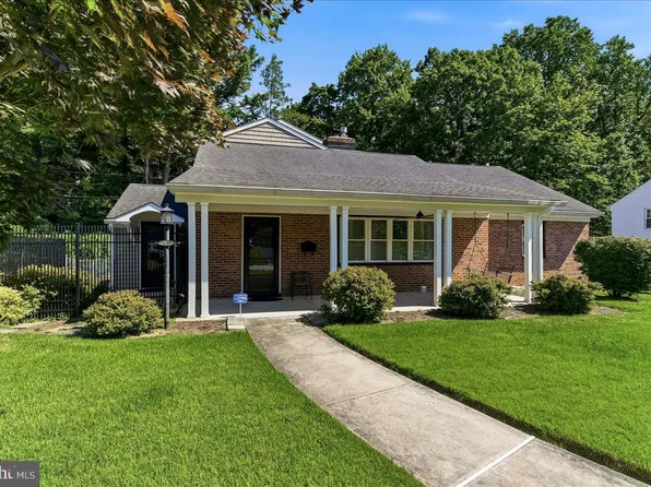 61 Duncan Ln, Springfield, PA 19064