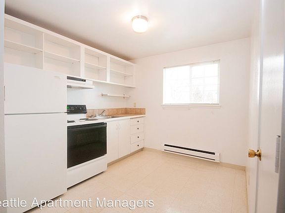 2nd image of 1102 Olympia Ave NE #19