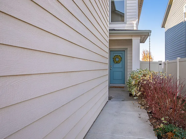 133 S Baraya Way — Photo 4