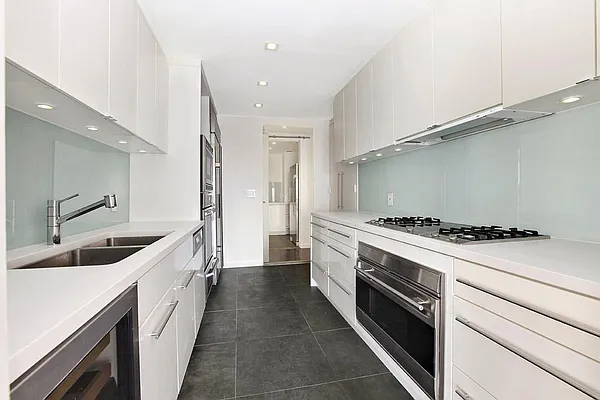 Sold by Corcoran | media 7