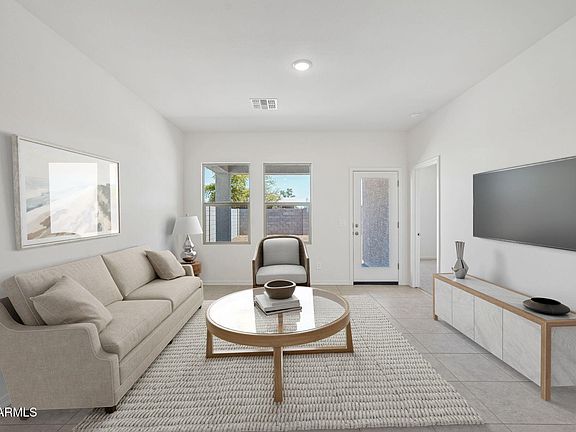2nd image of 24156 W HUNTINGTON Drive