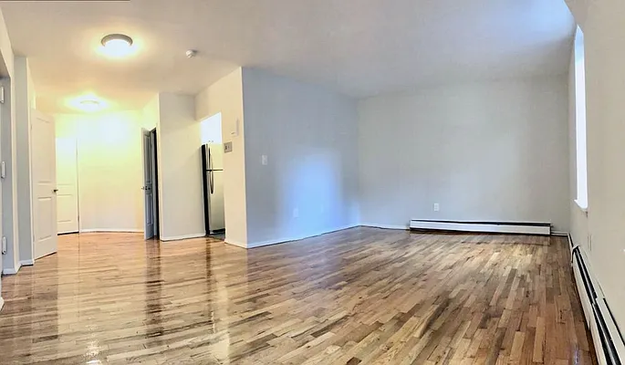 Rented by Zjama Realty Corp | media 7