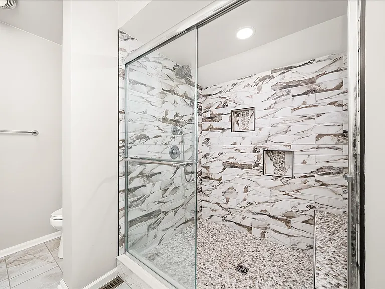 150 Pomeroy Dr — Photo 25