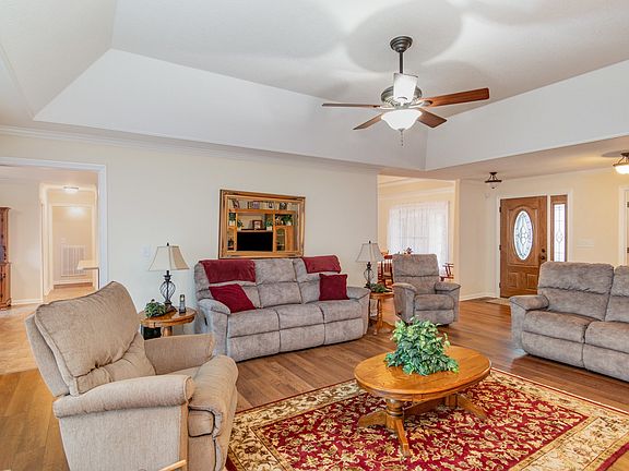 5th image of 4241 N Woodstock Dr