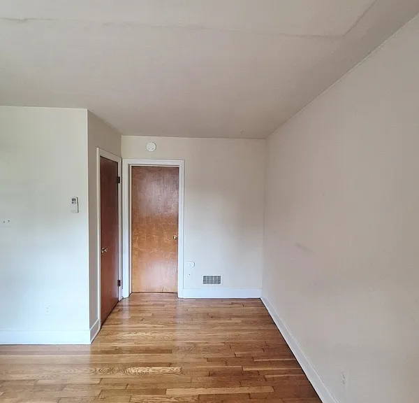 3230 W Grace St #6 — Photo 7