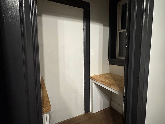 4th image of 3572 Van Antwerp Pl #1