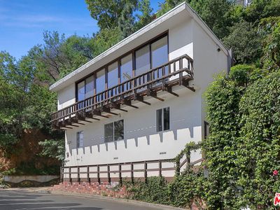 8629 Franklin Ave, Los Angeles, CA, 90069