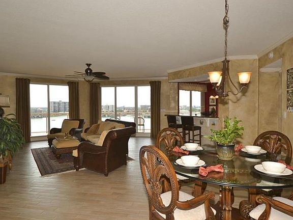 3rd image of 501 Mandalay Ave APT 809