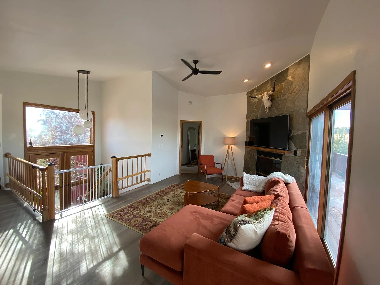 3580 Skyline View Dr — Photo 3