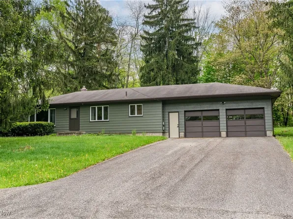 3270 Carper Ave, Akron, OH 44312