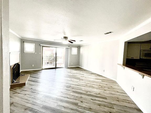 2nd image of 7312 Seawall Blvd APT 206