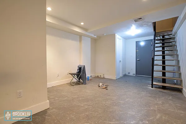 Rented by null | media 56