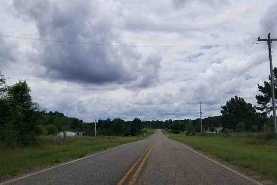 Exterior Neighborhood (street photo)