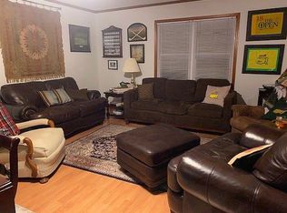 18 Russell Dr, Cartersville, GA 30121