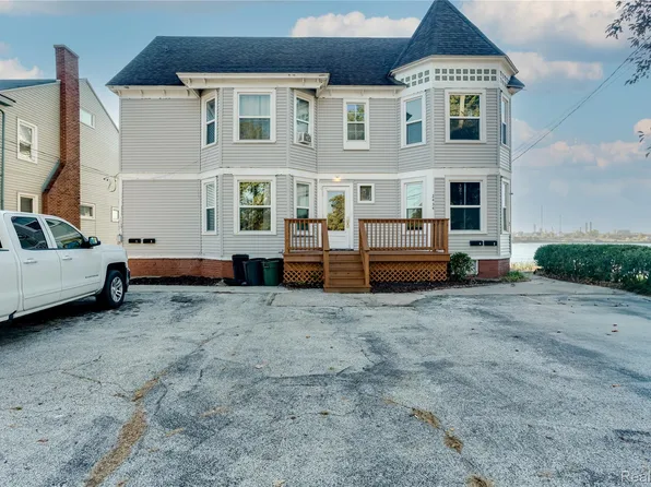 2430 Military St, Pt Huron, MI 48060