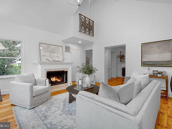 2nd image of 506 Ivy Cir
