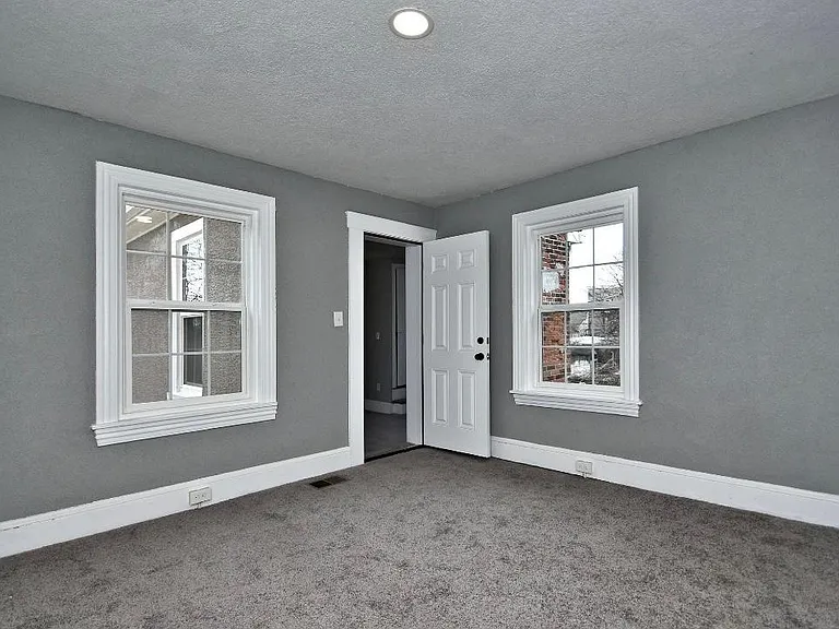 326 Beech St #B — Photo 9