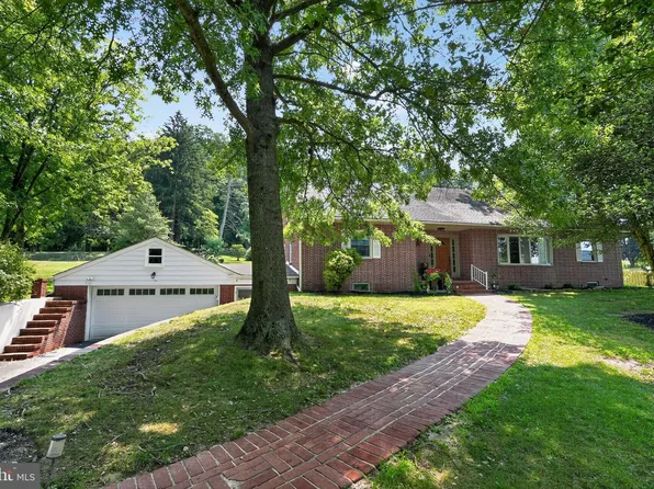 1266 Route 100, Barto, PA 19504