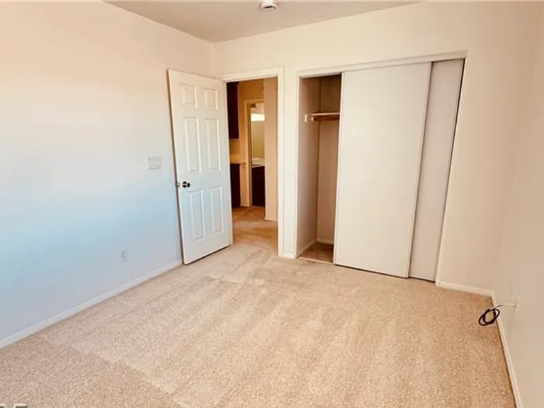 7965 Limestone Arch Ave — Photo 32