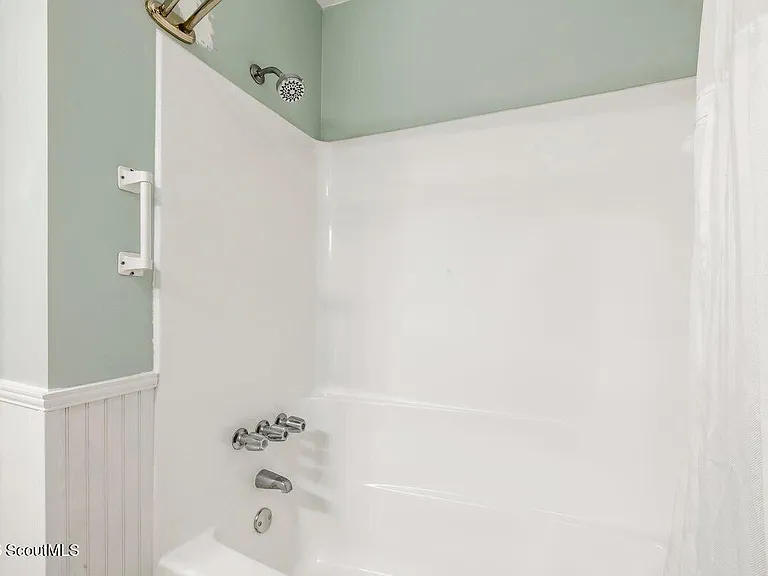 1175 N Beachview Dr #214 — Photo 16