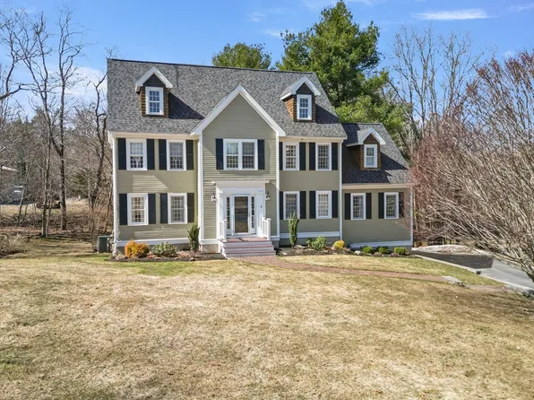 4 Davis Ln, Georgetown, MA 01833