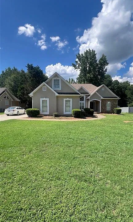 125 Acadian Dr