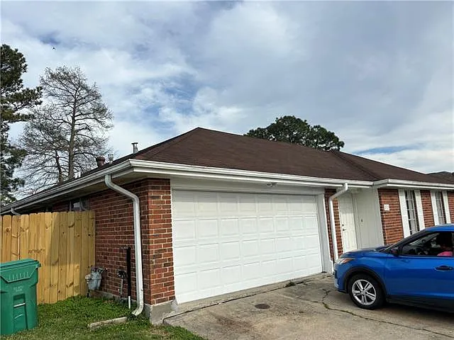 2713 W Friendship Dr — Photo 4