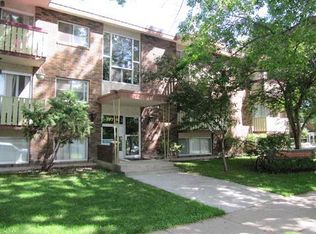 1A 80th Ave NW #10710, Edmonton, AB T6E1V9